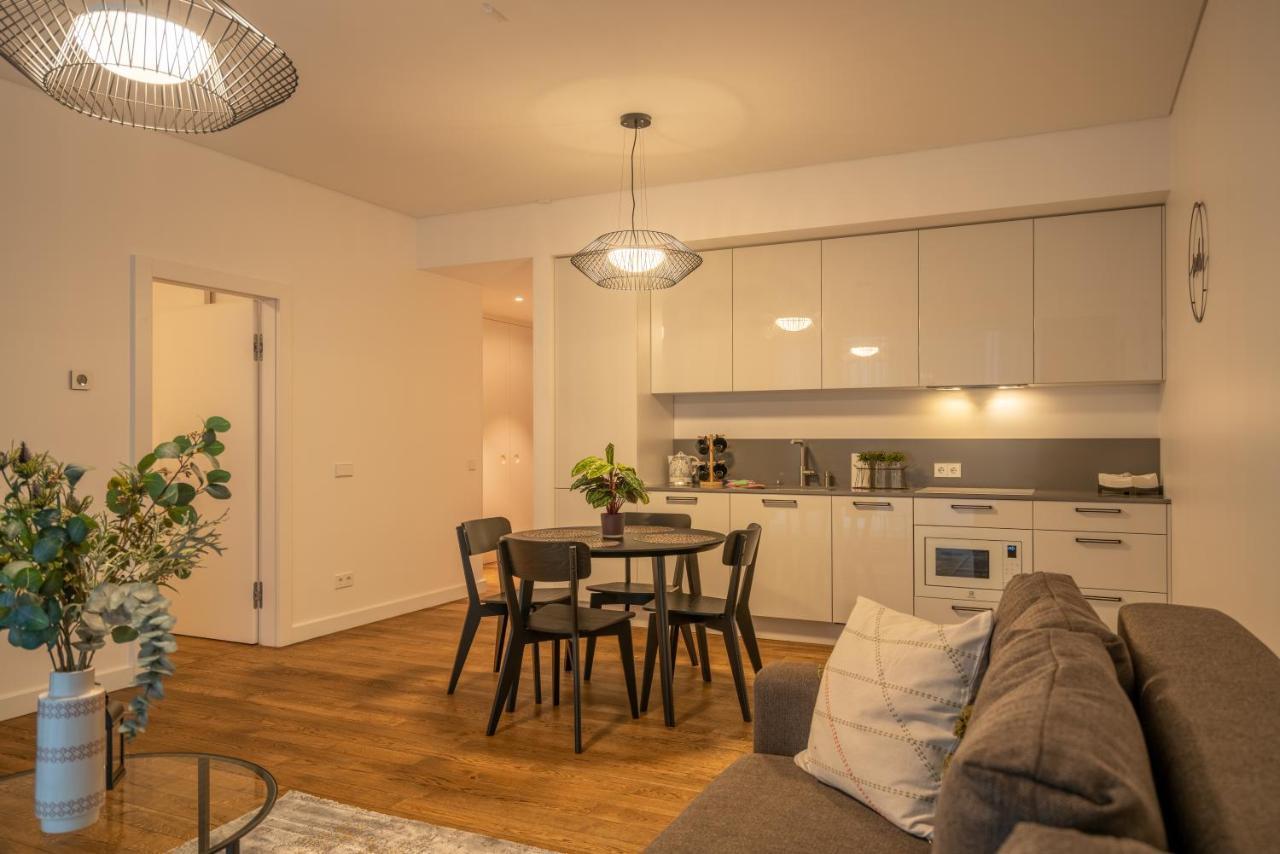 Easyrooms Dzirnavu Riga Luaran gambar