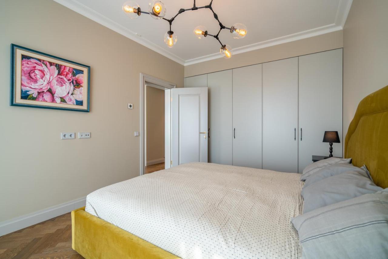 Easyrooms Dzirnavu Riga Luaran gambar