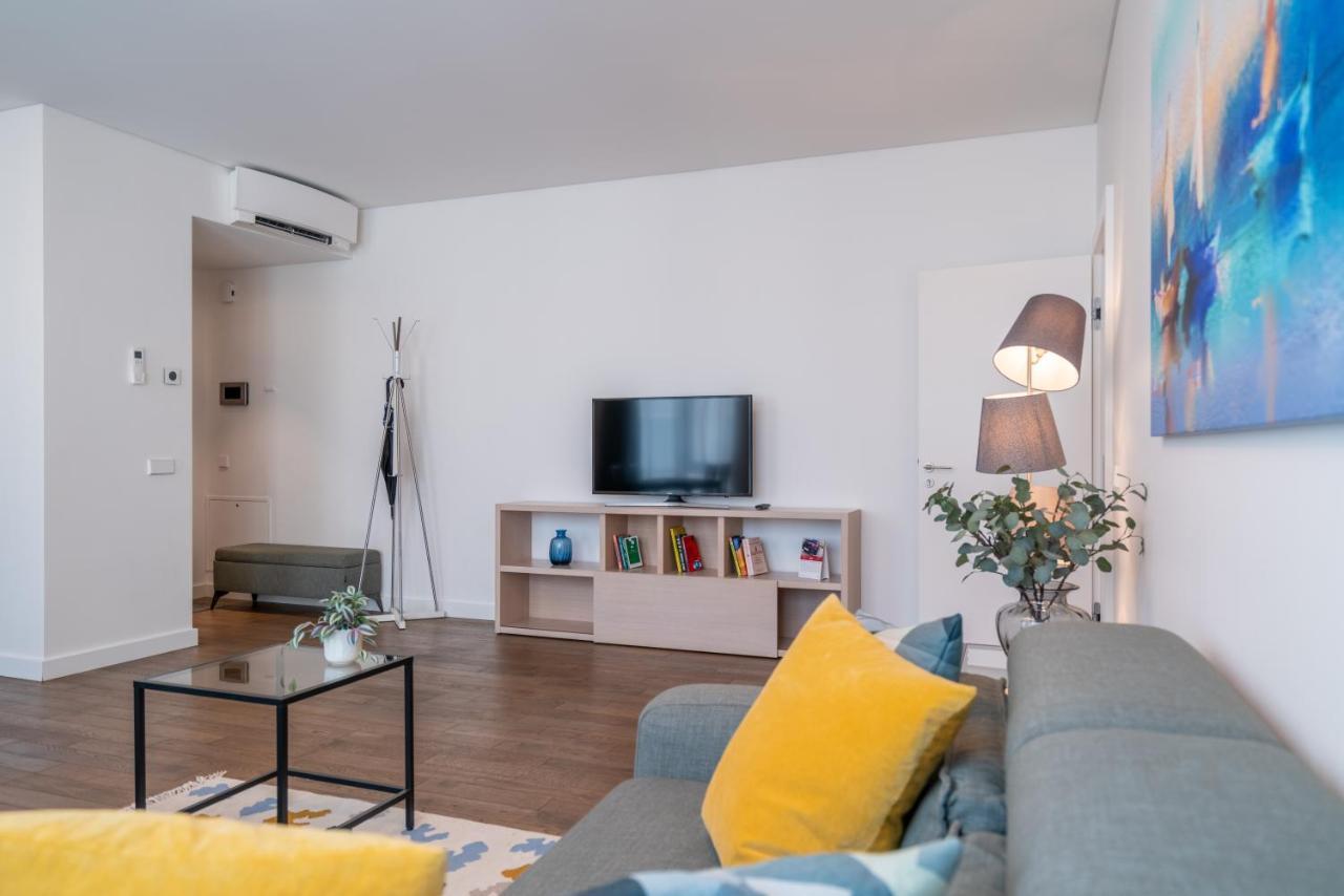 Easyrooms Dzirnavu Riga Luaran gambar