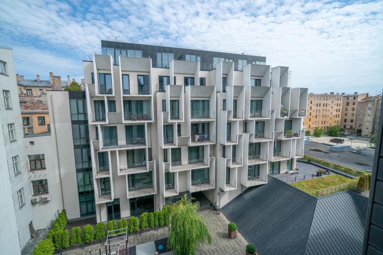 Easyrooms Dzirnavu Riga Luaran gambar